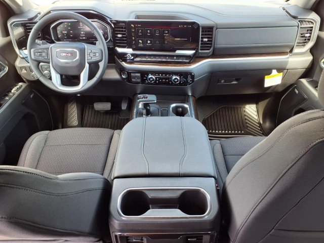 New 2026 Sterling Metallic GMC Elevation image 9
