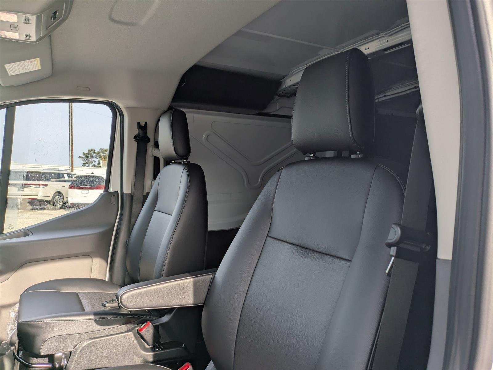 New 2026 Oxford White Ford Cargo Van image 14