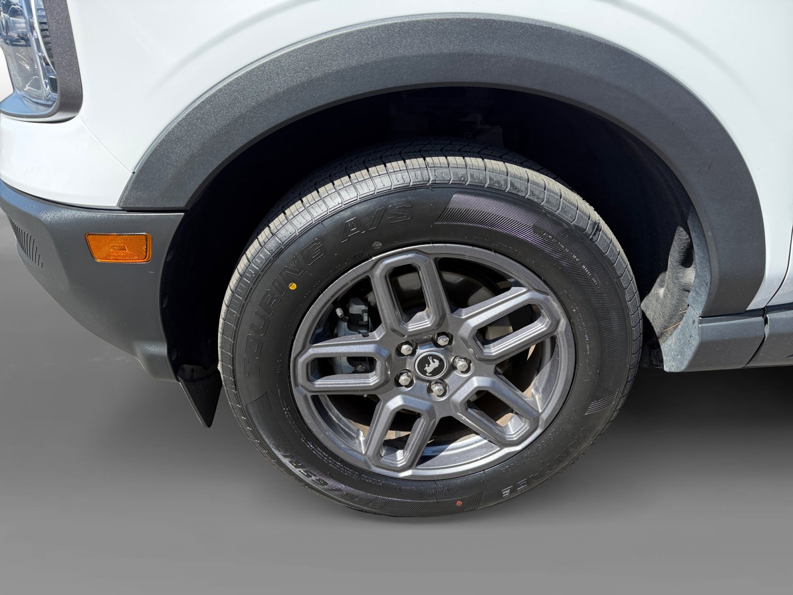 Used 2025 Oxford White Ford Big Bend image 9