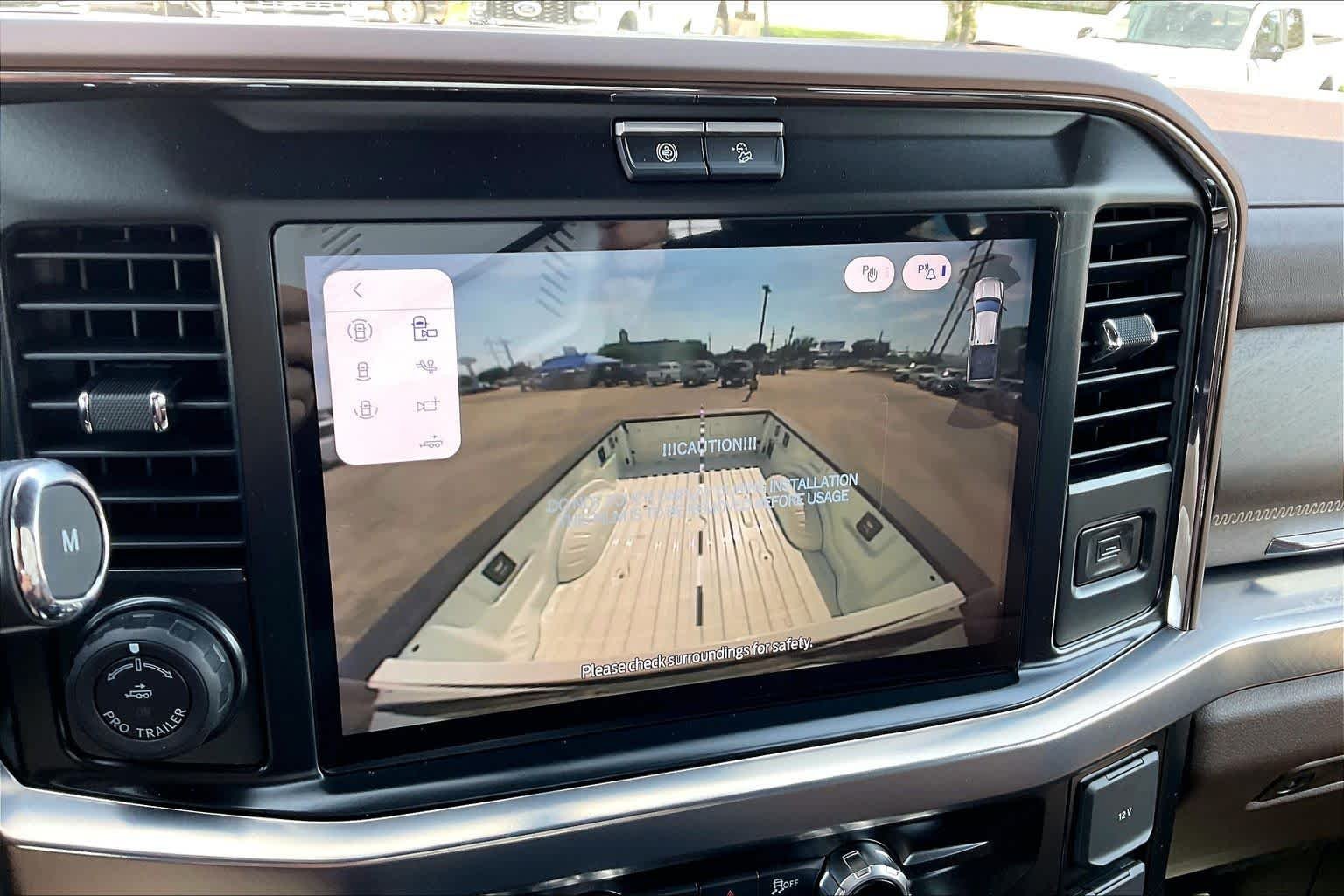 New 2026 Star White Metallic Tri-Coat Ford F-250® King Ranch® image 19