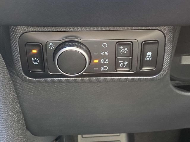 2025 Ford Mustang Mach-E Select - Photo 18