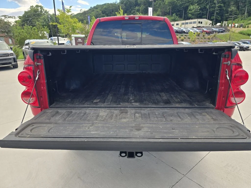 Used 2008 Flame Red Clearcoat Dodge SXT image 12