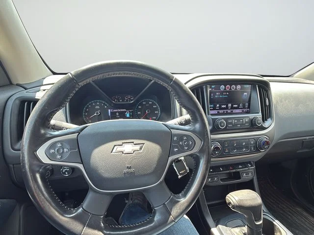 Used 2017 Red Chevrolet Z71 image 9
