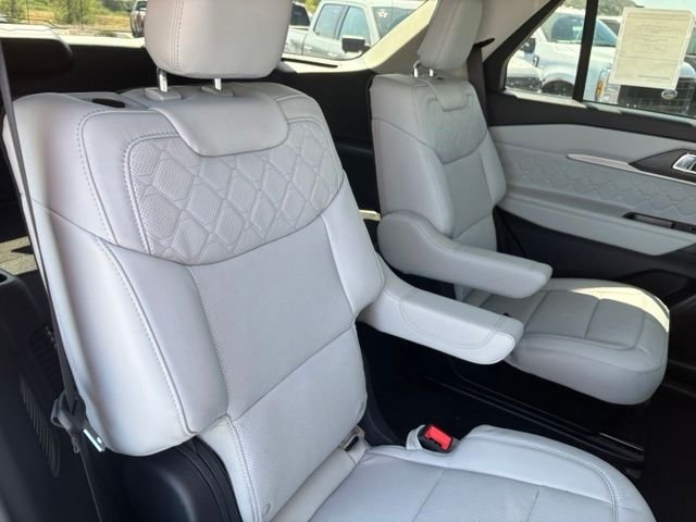 New 2026 White Ford Platinum image 20