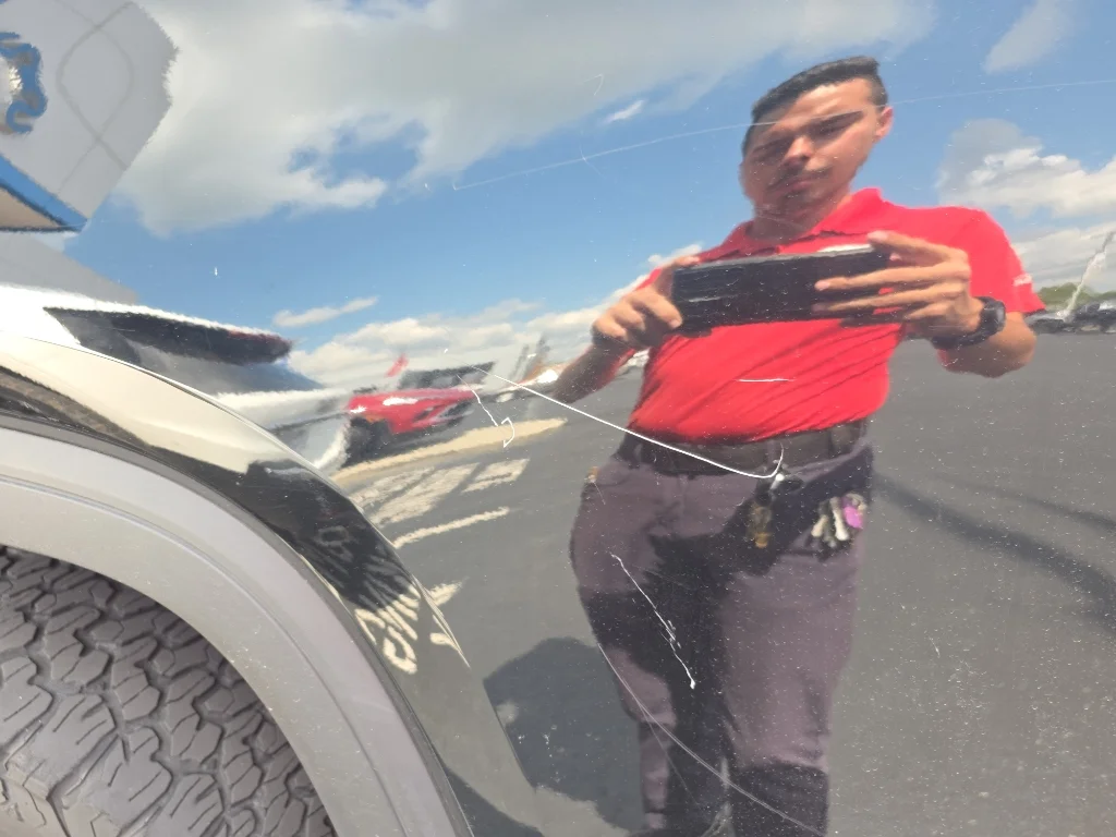 Used 2019 ONYX BLACK GMC SLT image 7