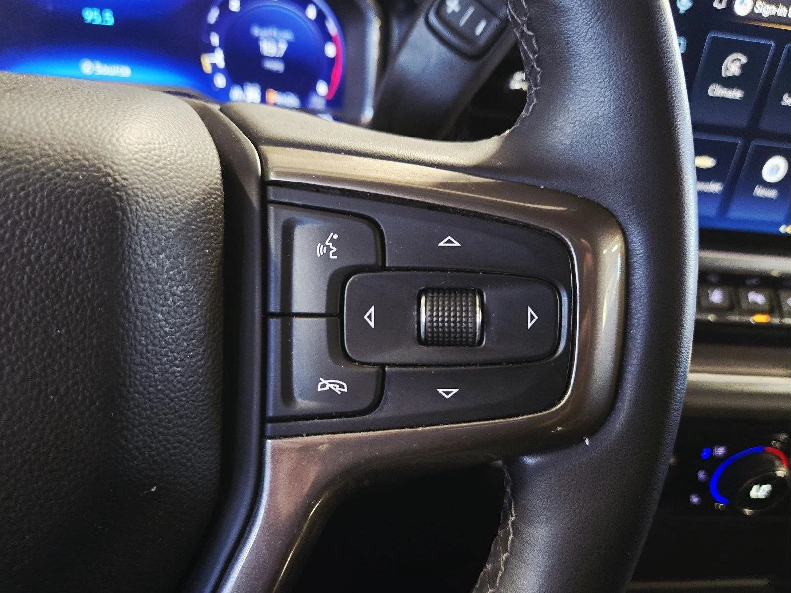 Used 2024 Black Chevrolet High Country image 22