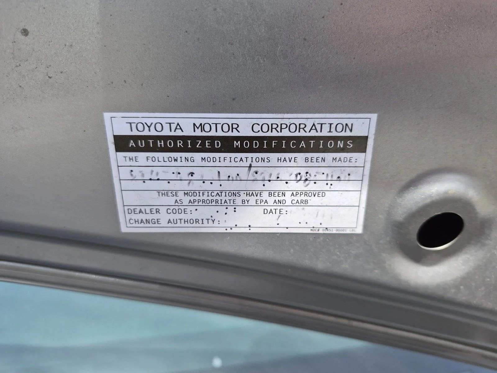 Used 2018 Silver Sky Metallic Toyota LE image 16