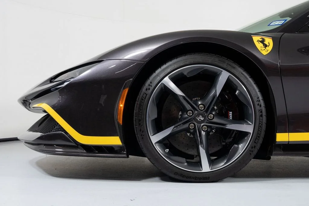 Used 2022 Extra Sample Ferrari Base image 13