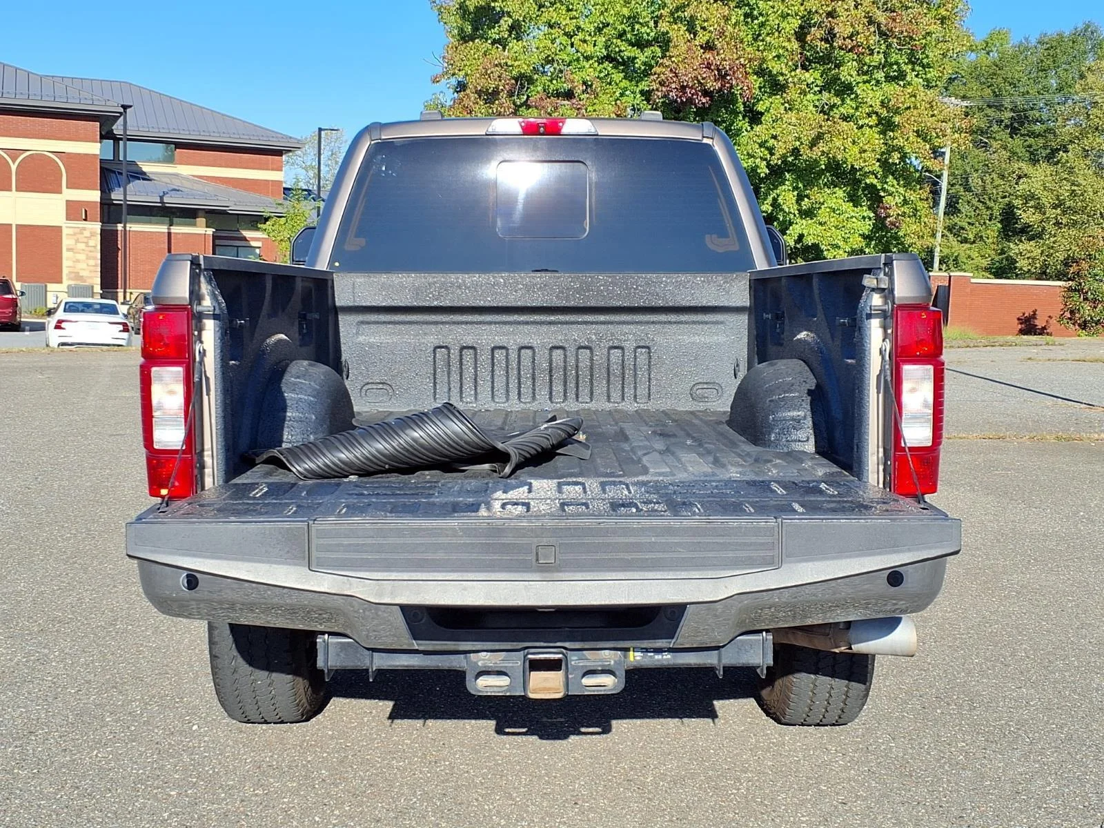 Used 2021 Stone Gray Metallic Ford LARIAT image 33