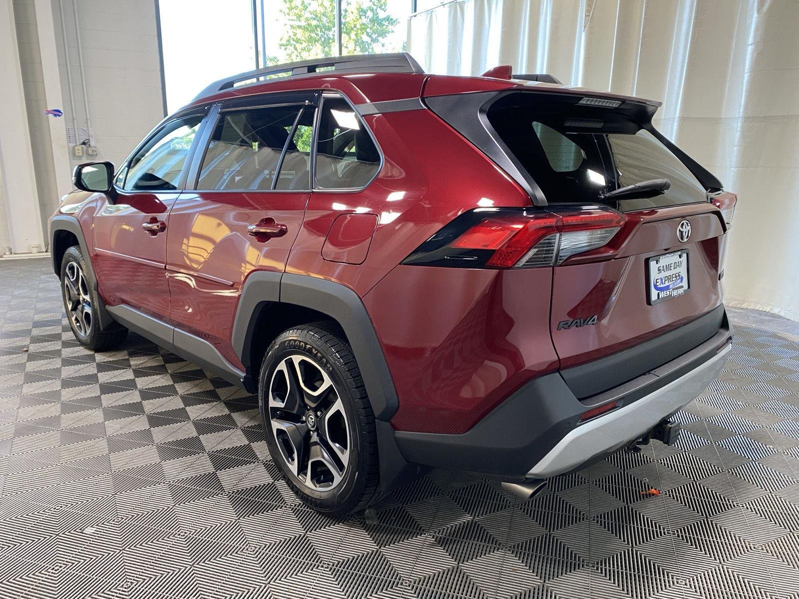 Used 2019 Ruby Flare Pearl Toyota Adventure image 5
