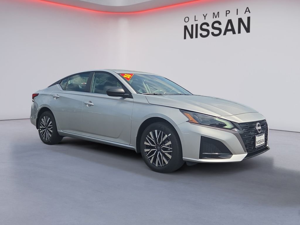 New 2026 Silver Nissan 2.5 SV image 7