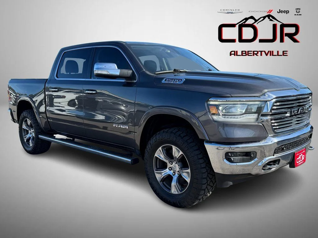 2020 RAM 1500 Laramie 4x4 Crew Cab 5'7's photo