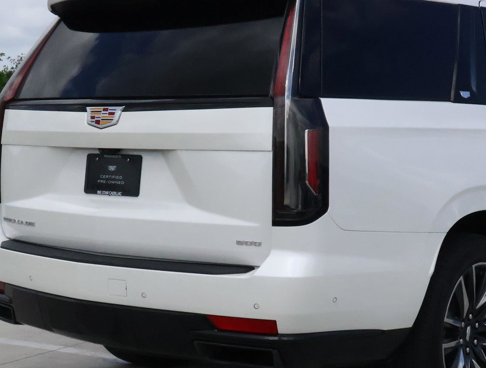 Used 2024 Crystal White Tricoat Cadillac Sport Platinum image 10
