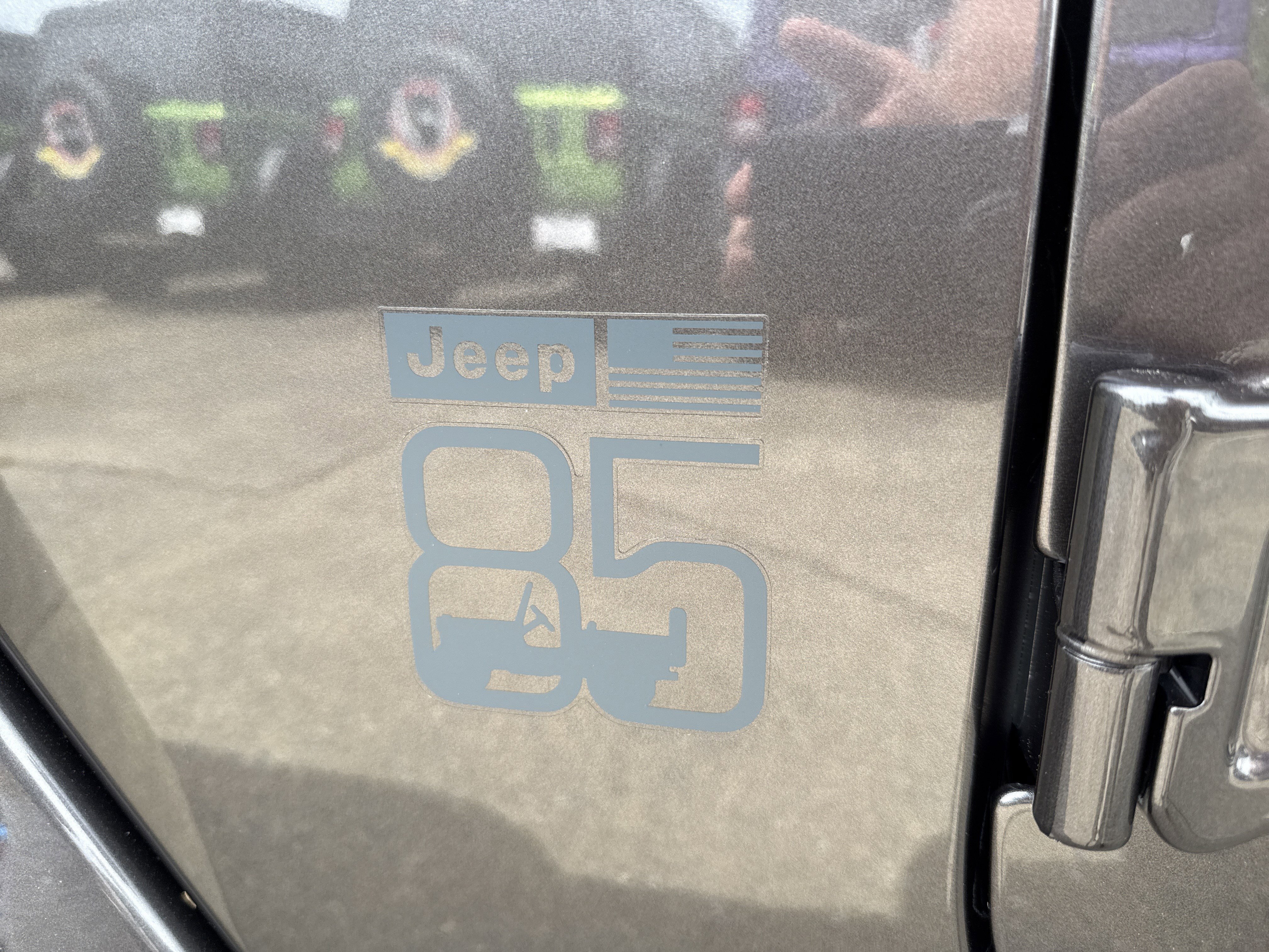 New 2026 Granite Crystal Metallic Clearcoat Jeep 85th Anniversary image 11