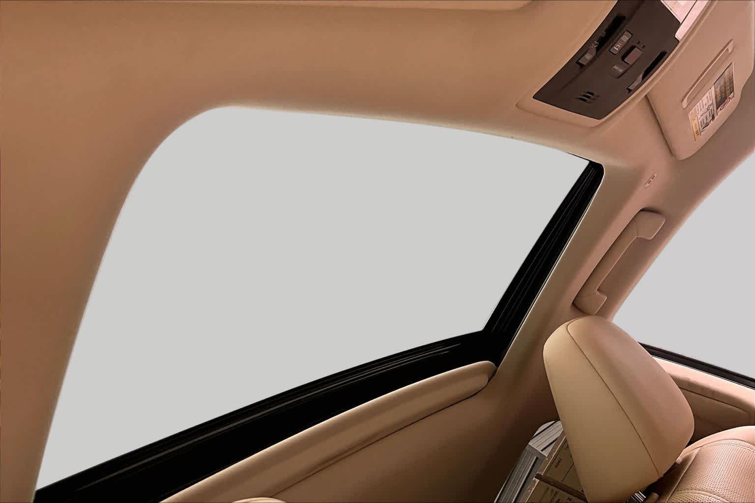 Used 2017 Atomic Silver Lexus  image 14