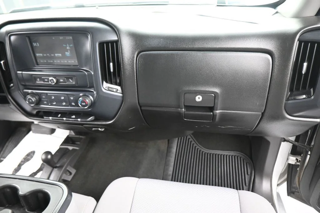 Used 2018 Silver Chevrolet WT image 42