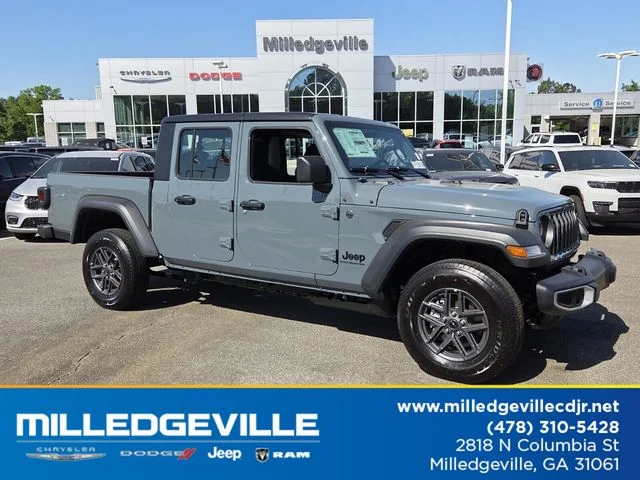 2026 Jeep Gladiator Sport