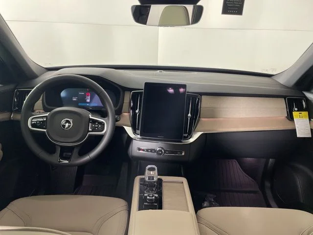 2025 Volvo XC90 Core - Photo 42