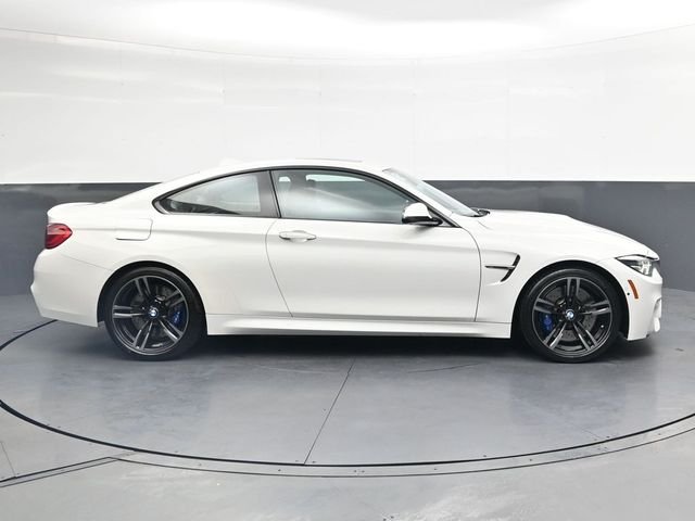 Used 2018 White BMW Base image 3
