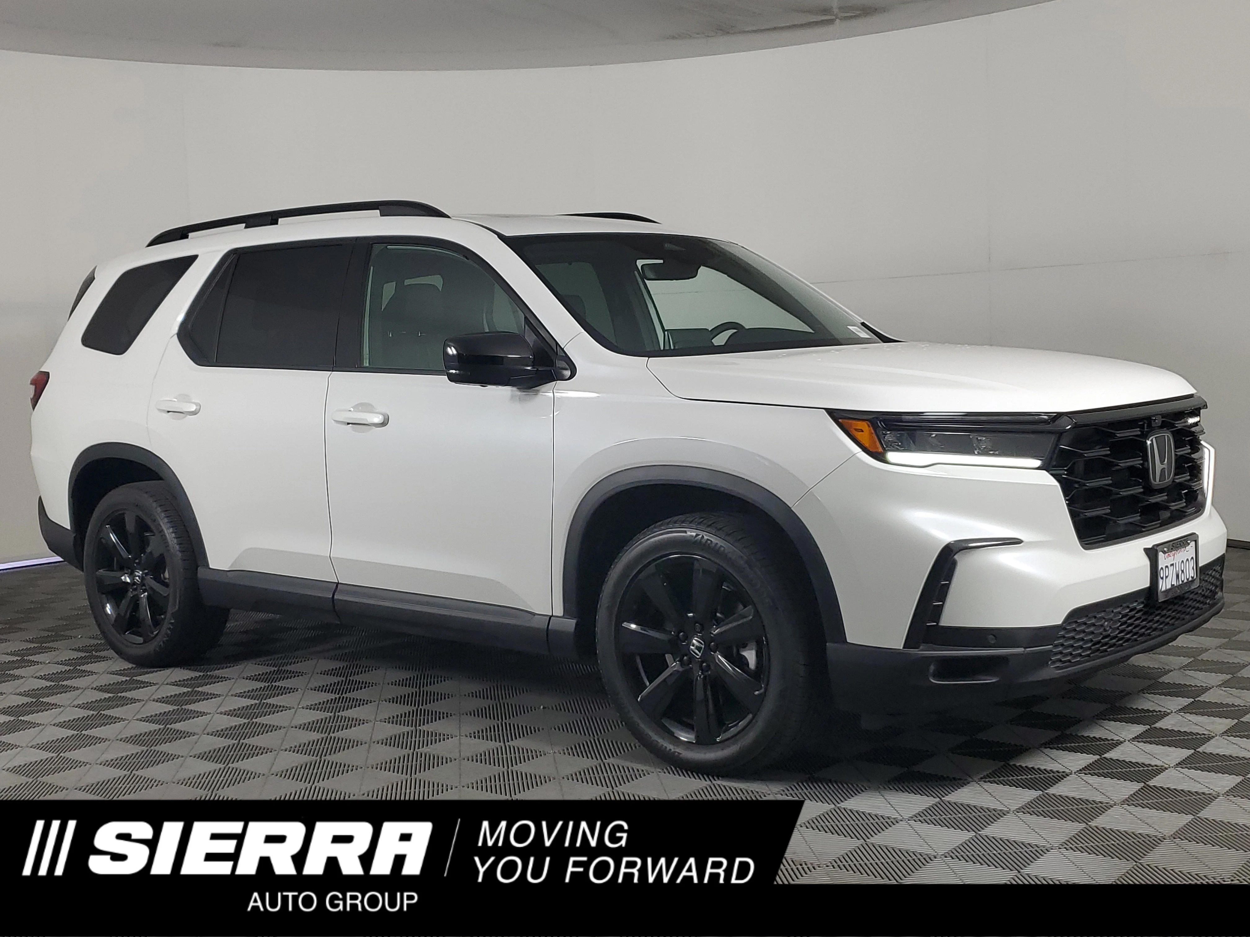 2025 Honda Pilot Black Edition AWD's photo