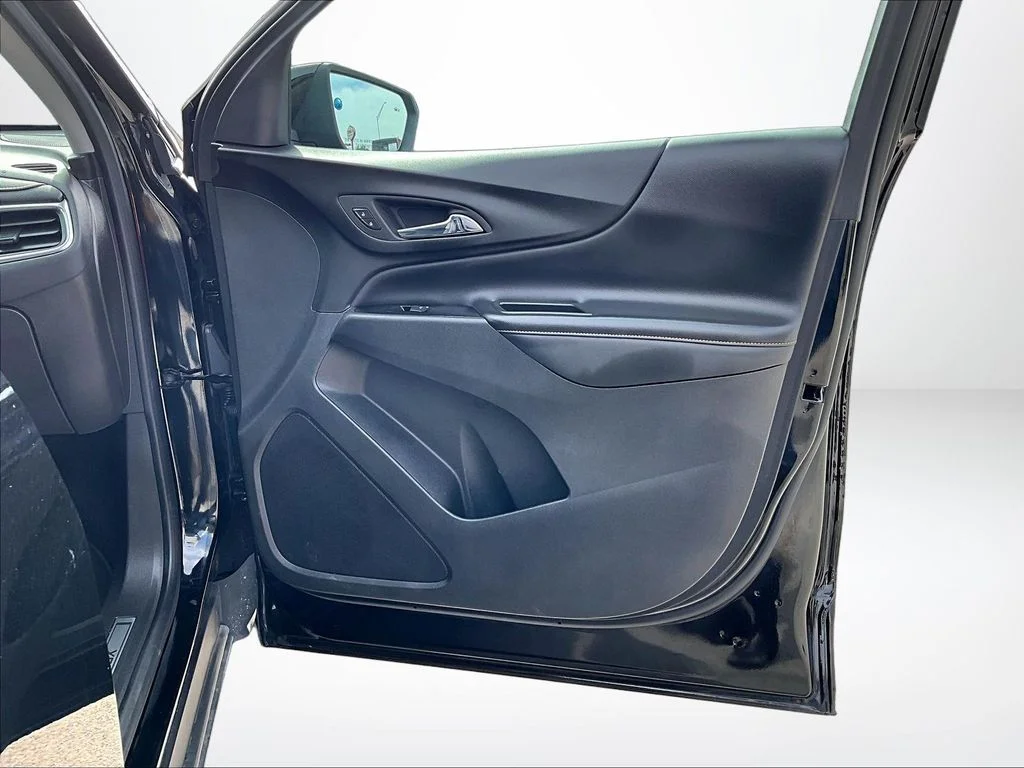 Used 2023 Black Chevrolet Premier image 24