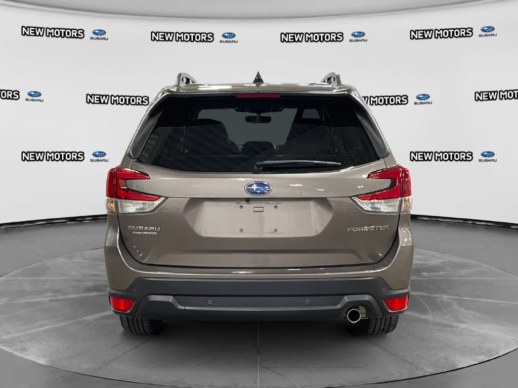 Used 2024 Brilliant Bronze Metallic Subaru Limited image 4