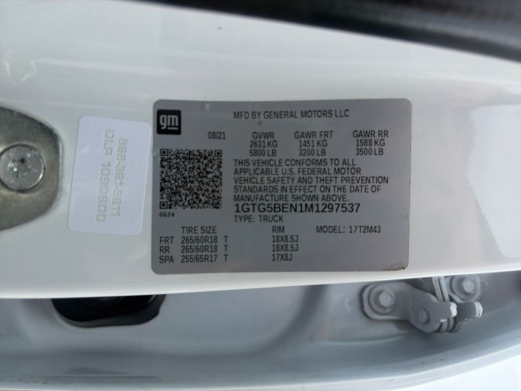 Used 2021 White GMC Elevation Standard image 29