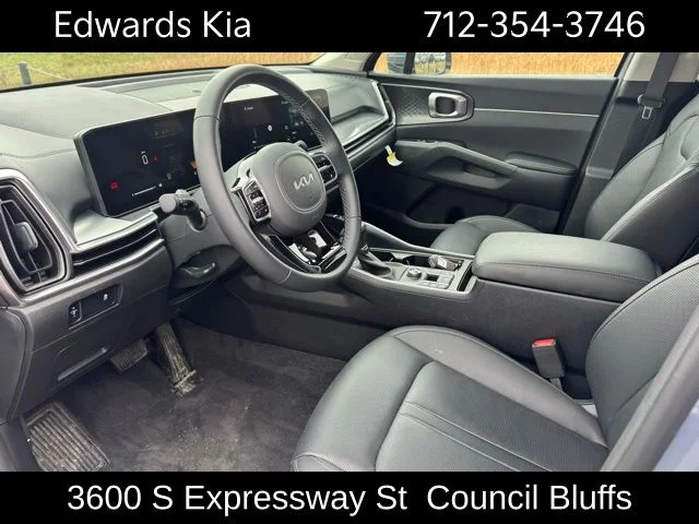 2025 Kia Sorento S - Photo 16