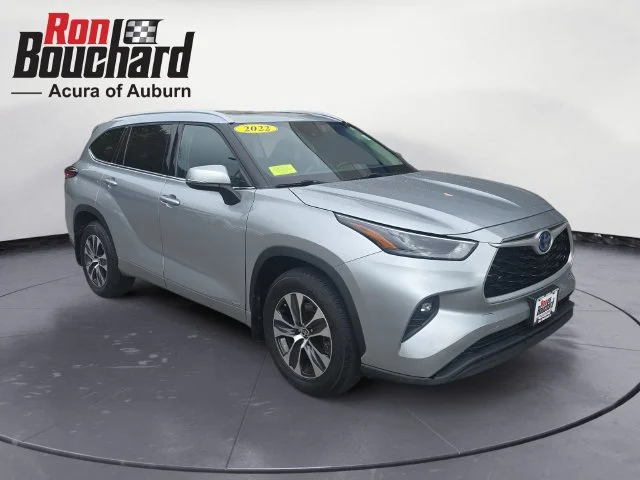 2022 Toyota Highlander Hybrid XLE