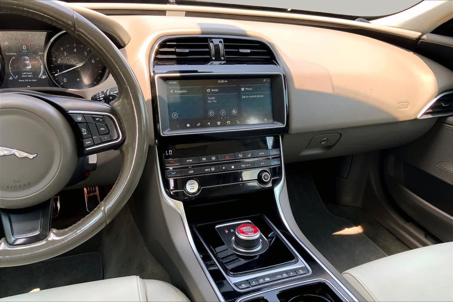 Pre-Owned 2019 Jaguar XE 25t Premium