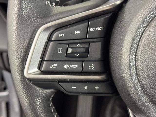 Used 2023 Ice Silver Metallic Subaru Limited image 22