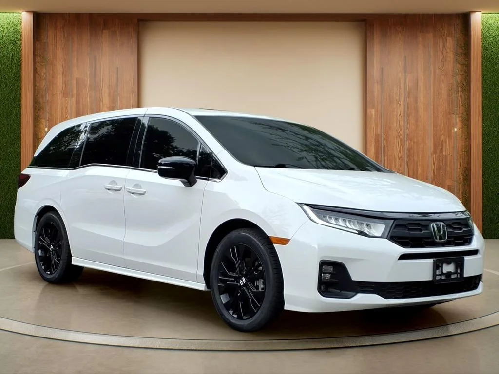 2025 Honda Odyssey Sport L's photo