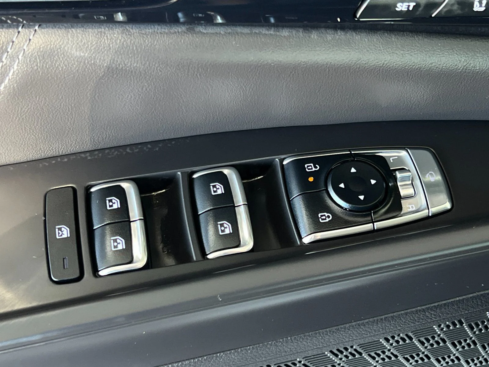 2026 Kia Carnival SX Prestige - Photo 11