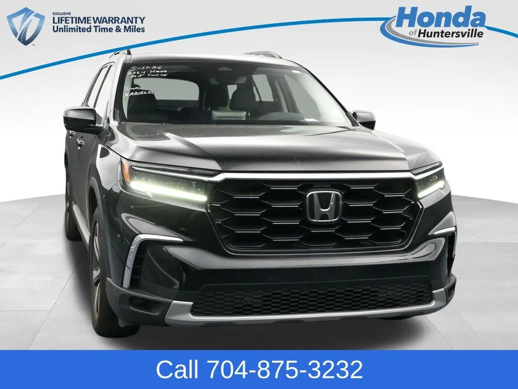 2024 Honda Pilot Touring AWD's photo