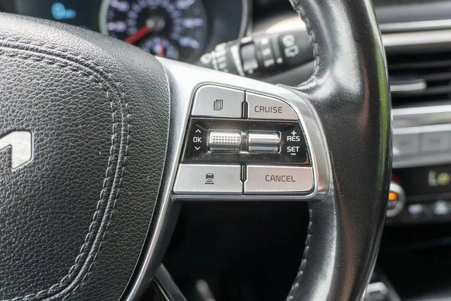 Used 2022 Gray Kia S image 28