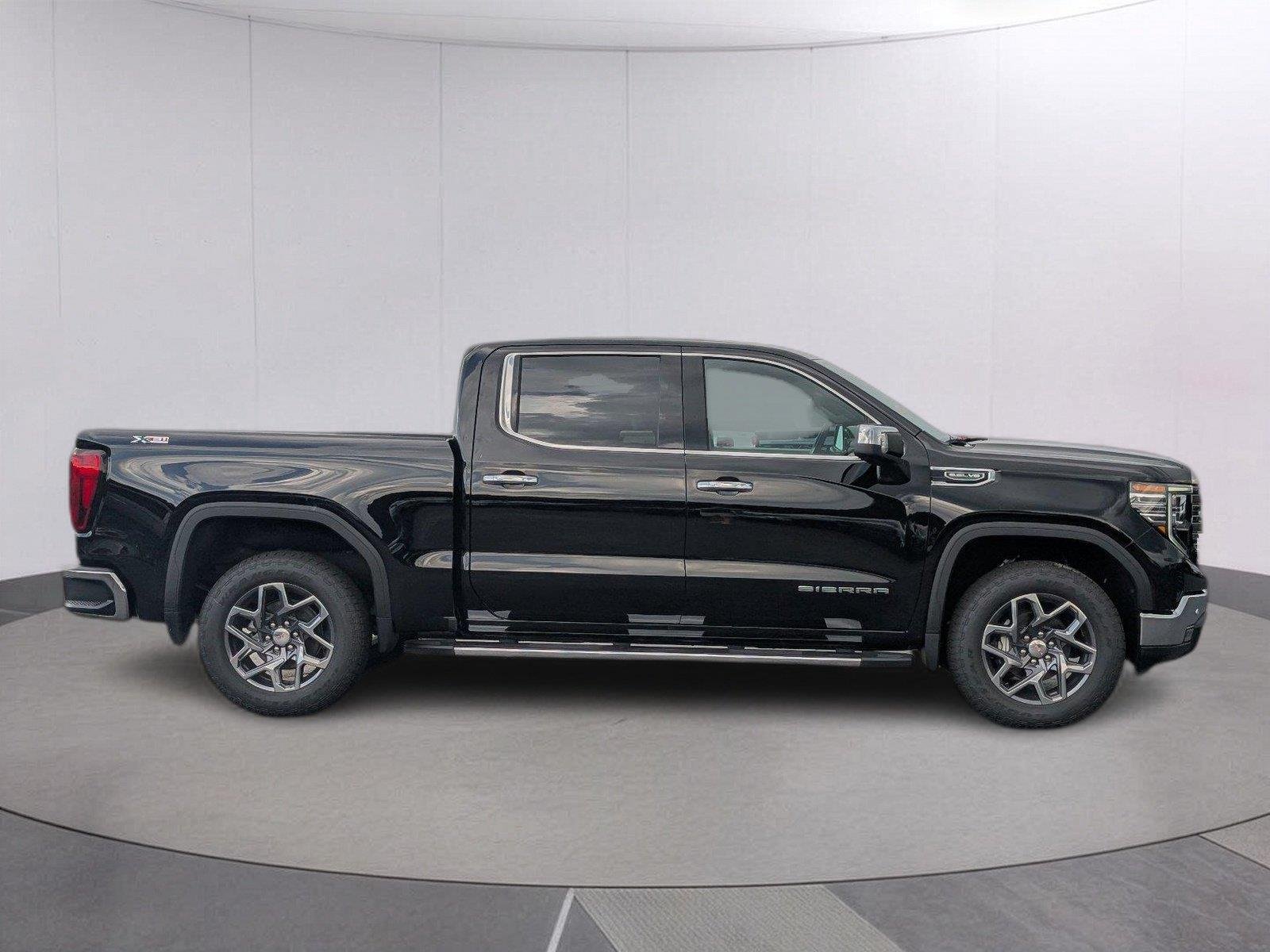 New 2026 Onyx Black GMC SLT image 8