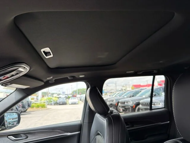 New 2026 Gray Jeep Altitude image 16