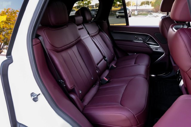 2026 Land Rover Range Rover SE - Photo 46