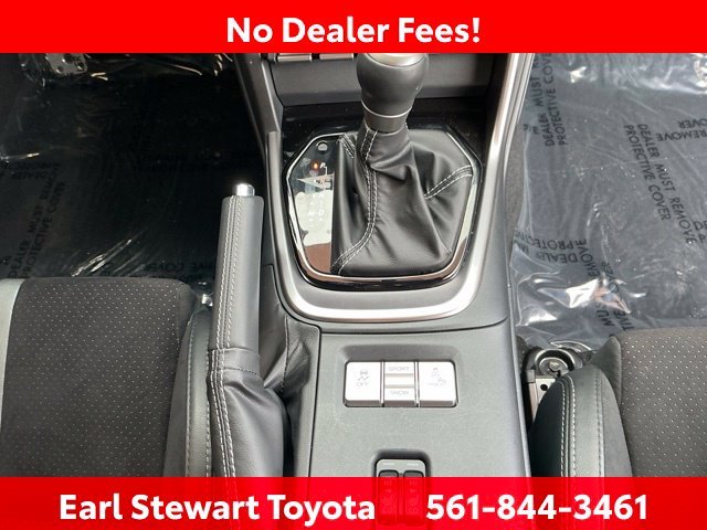 Certified Used 2025  Toyota Premium image 32