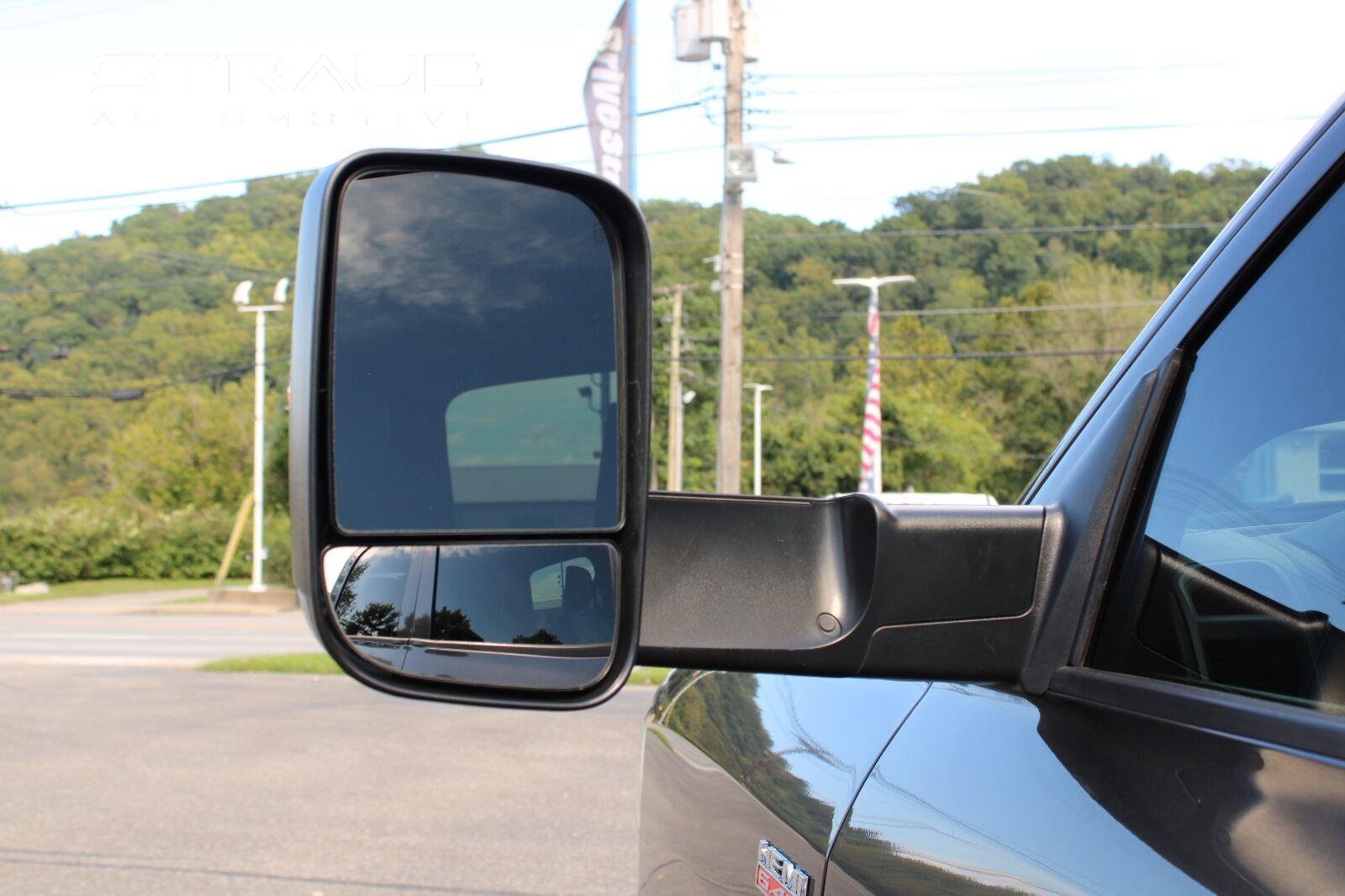 Used 2021 Granite Crystal Metallic Clearcoat Ram Tradesman image 14