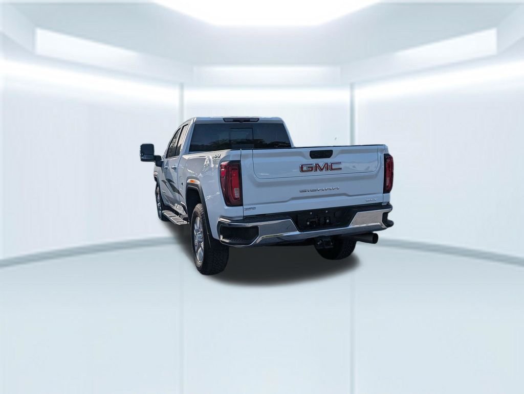 Used 2023 White GMC SLT image 2