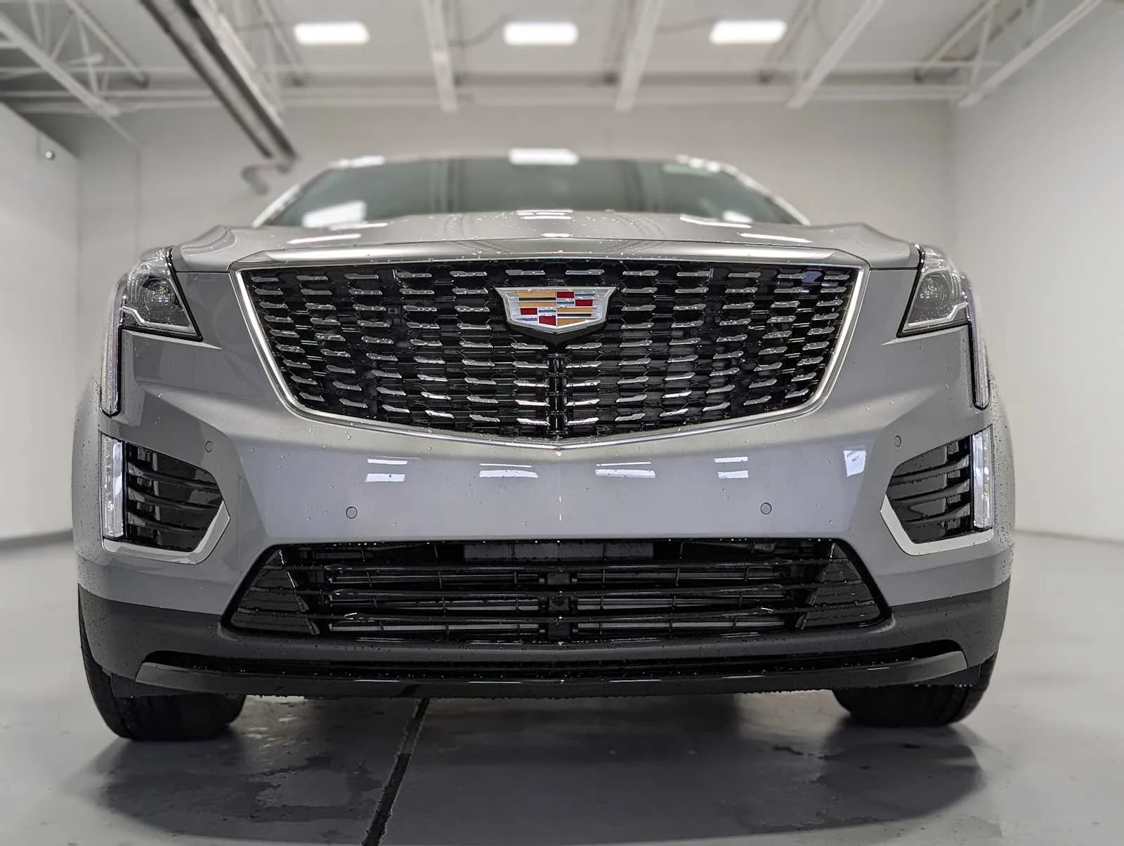 2026 Cadillac XT5 Luxury - Photo 2
