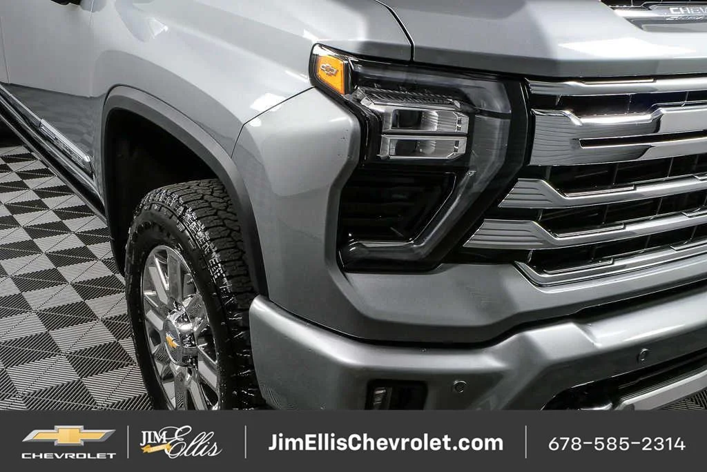 New 2026 Sterling Gray Metallic Chevrolet High Country image 34