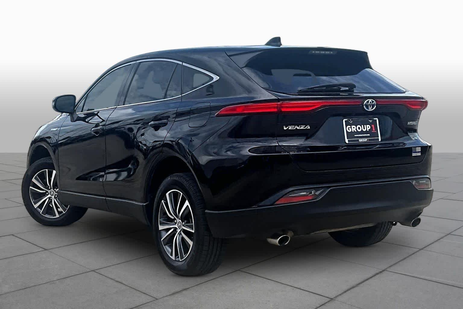 Used 2021 Black Toyota LE image 12