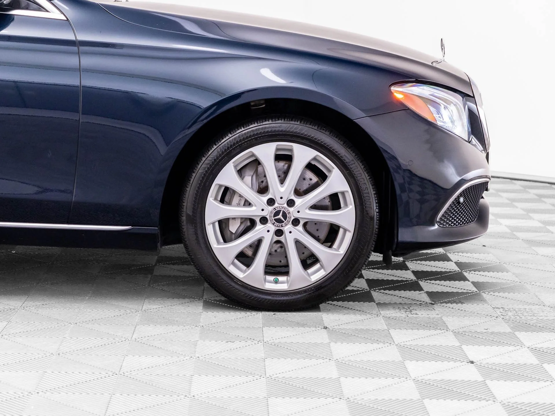 Used 2017 Black Mercedes-Benz E 400 image 34