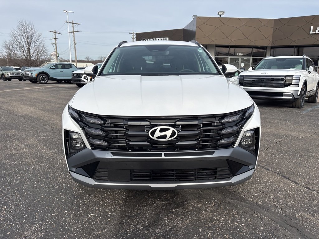 Certified 2025 Hyundai Tucson SEL with VIN 3KMJBCDE2SE013152 for sale in Kansas City