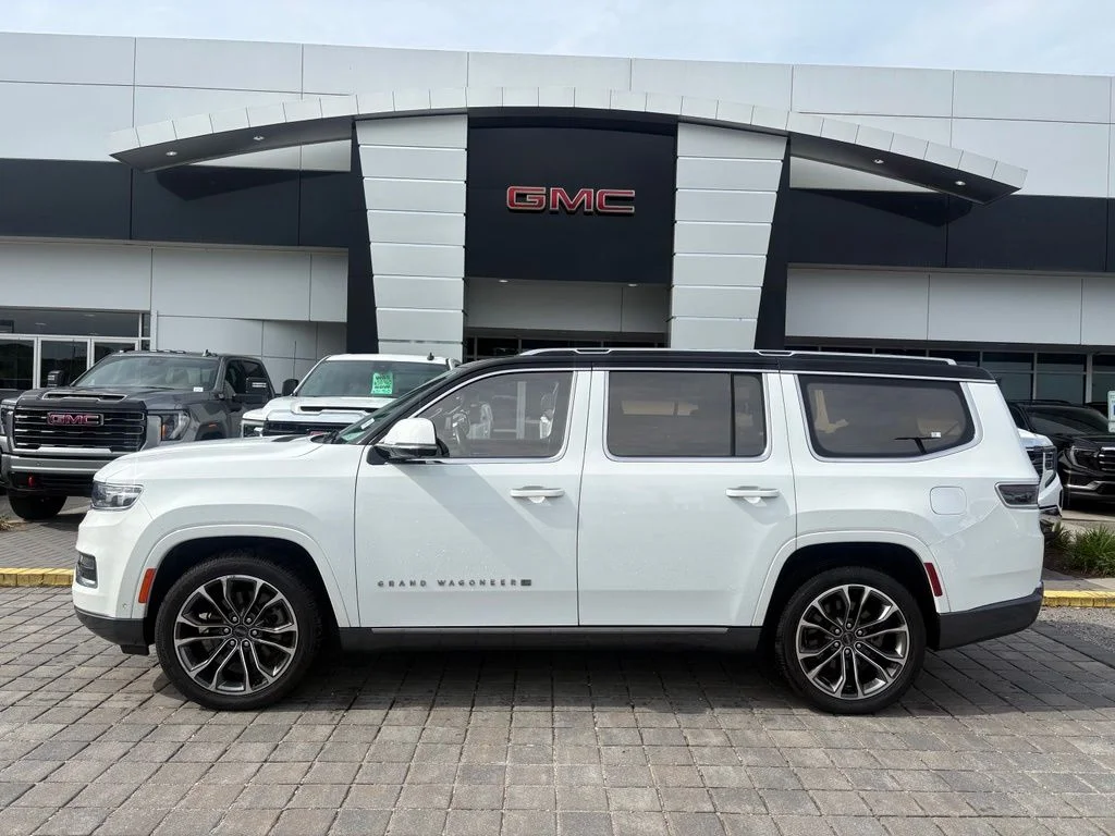 Used 2022 White Jeep Series III image 1