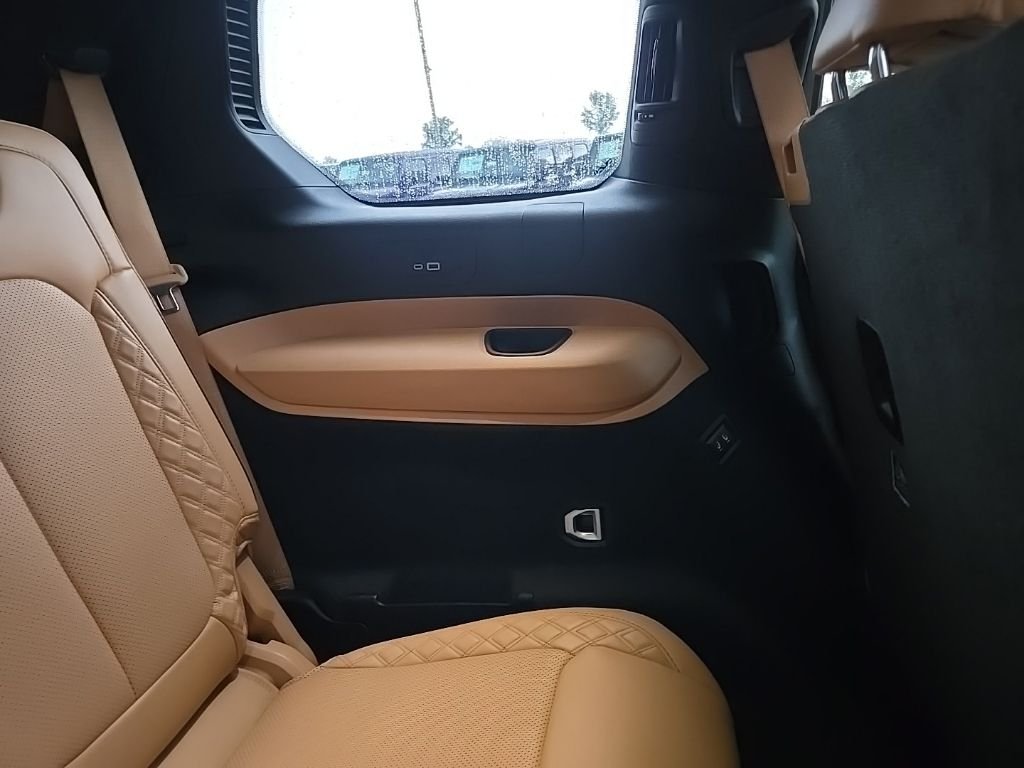 Used 2024 Black Jeep Summit image 99