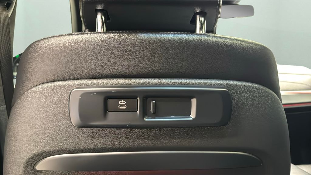 Used 2021 Blue BMW M50i image 19