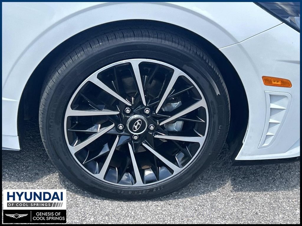 Used 2020 Gray Hyundai SEL Plus image 9